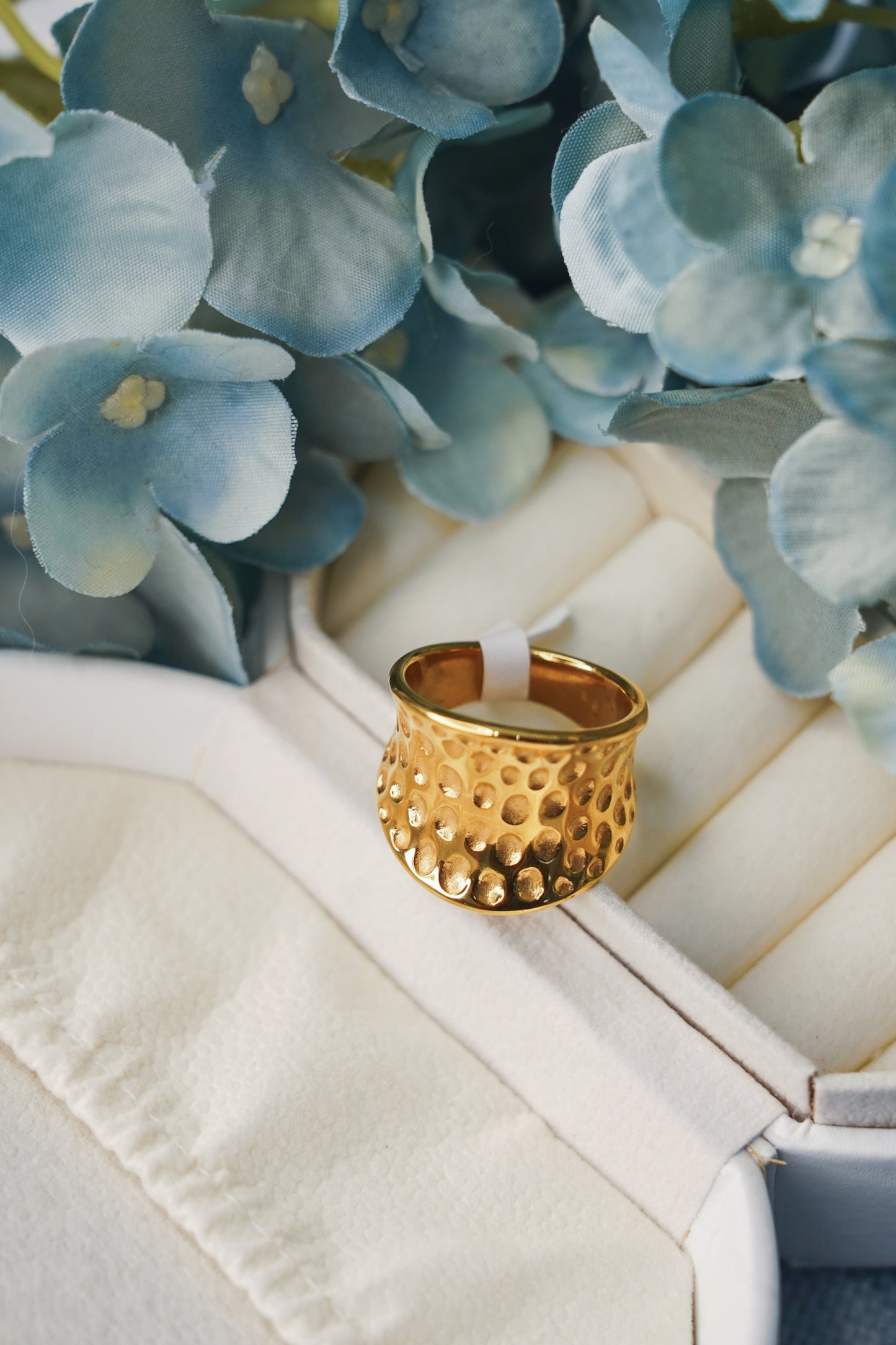 💫 Golden Hammered Band