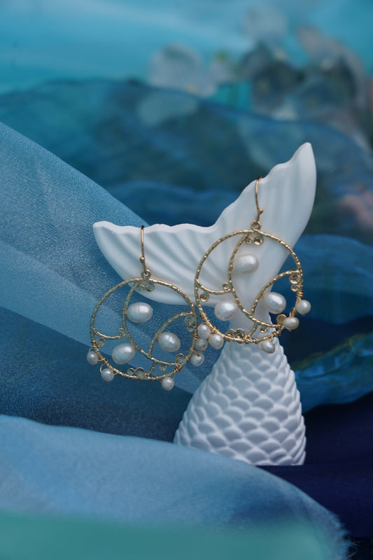 Scattered Glimmers Earrings