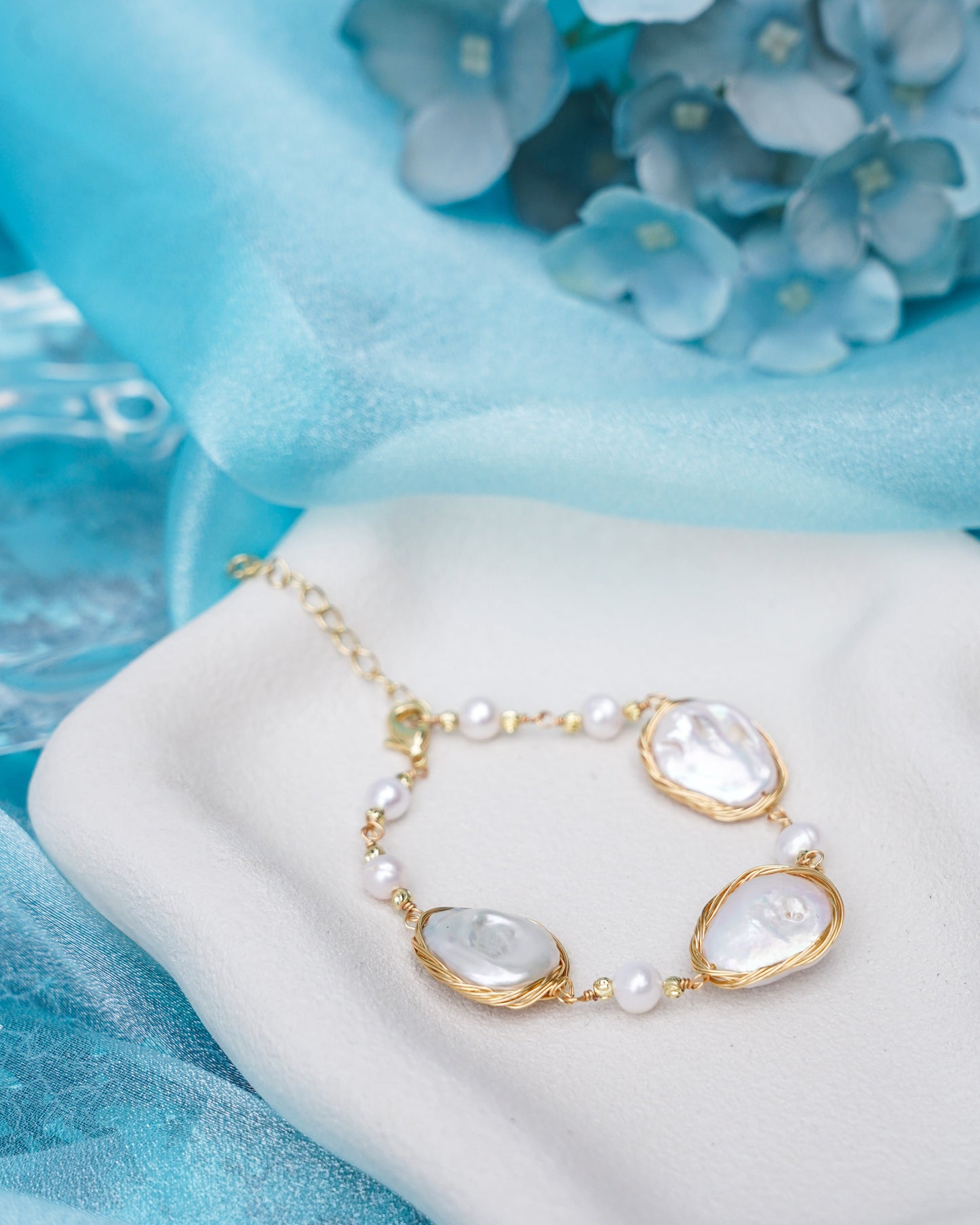 Tidebound Pearl Bracelet