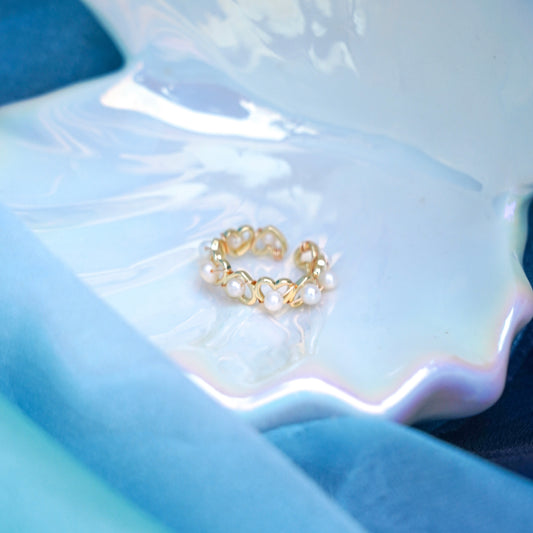 Heart Pearl Loop Ring