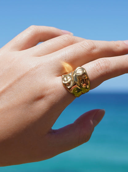 ✨ Molten Gold Ring