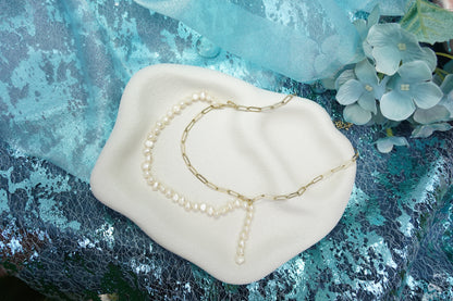 Untamed Muse Pearl Necklace