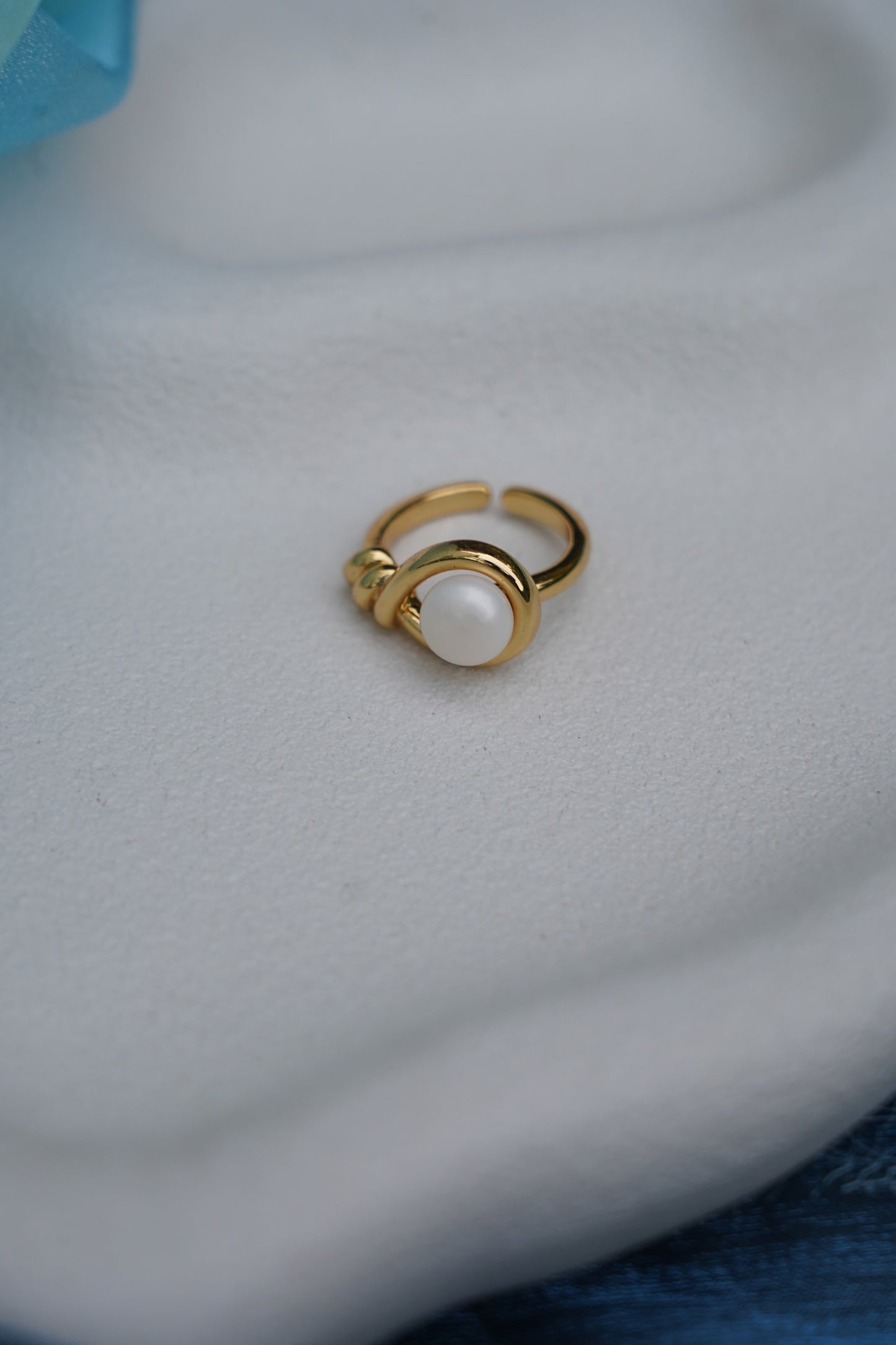 Twisted Glow Ring